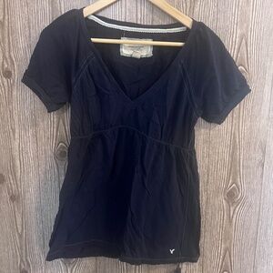 American Eagle Outtfitters Navy Blue V neck  2010’s Vintage Babydoll Shirt
